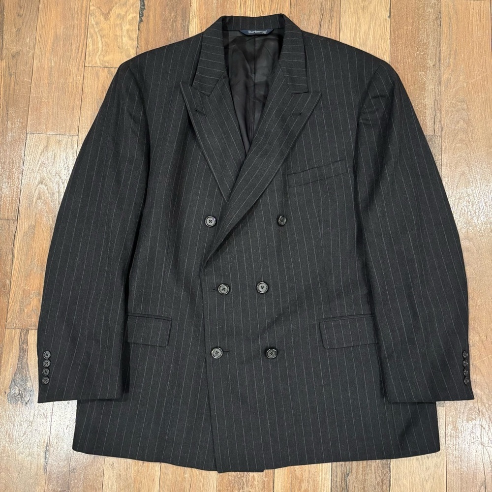Burberrys Double Breasted Vintage Men’s 100% wool Pinstripe Jacket Size 46R